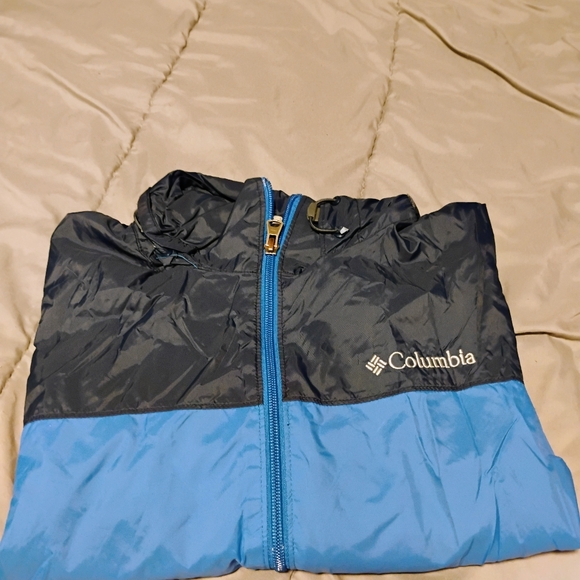 Columbia windbreaker/rain zip up jacket. size M - Picture 4 of 4
